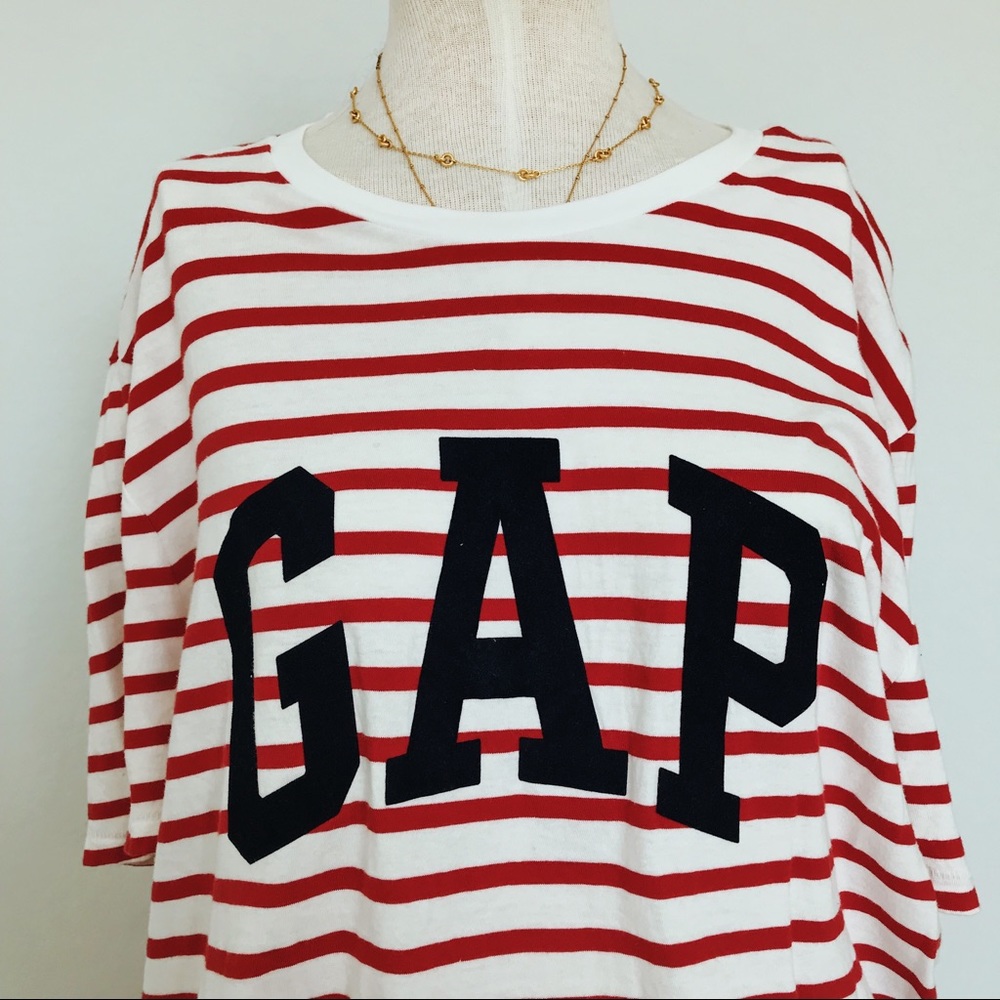 Gap Red and White Striped T-Shirt